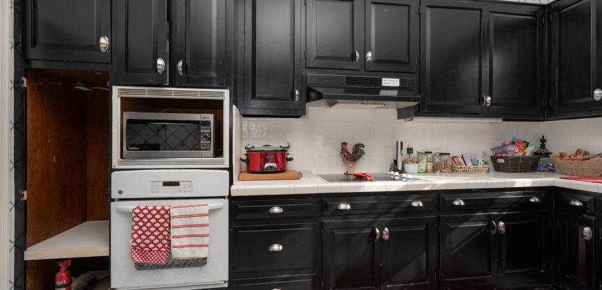 2090 Eastern Ave, Nashville, NC 27856-1842